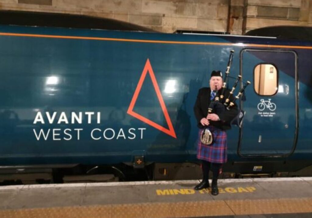 Avanti West Coast train with Piper