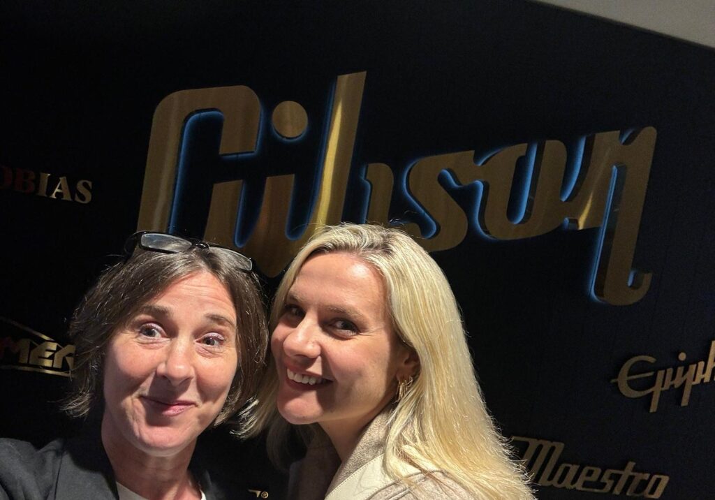 Tara & Jules @ Gibson